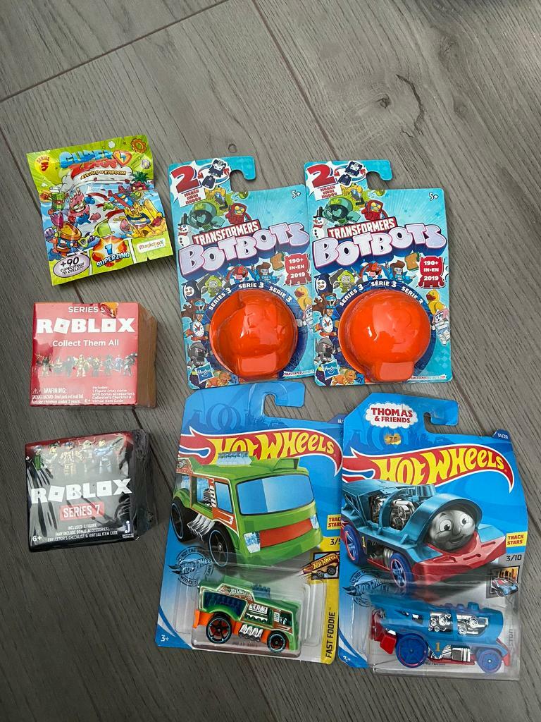 boys pocket money toys